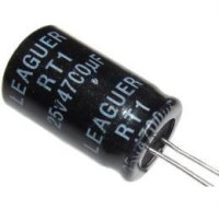4700uF/25V 105° 16x27x7,5mm ELEKTROLYTICKÝ RADIÁLNÍ KONDENZÁTOR