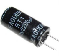 2200uF/16V 105° 10x20x5mm ELEKTROLYTICKÝ RADIÁLNÍ KONDENZÁTOR